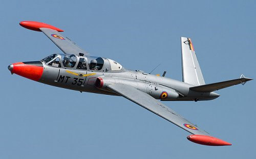 vol-avion-de-chasse-fouga-magister