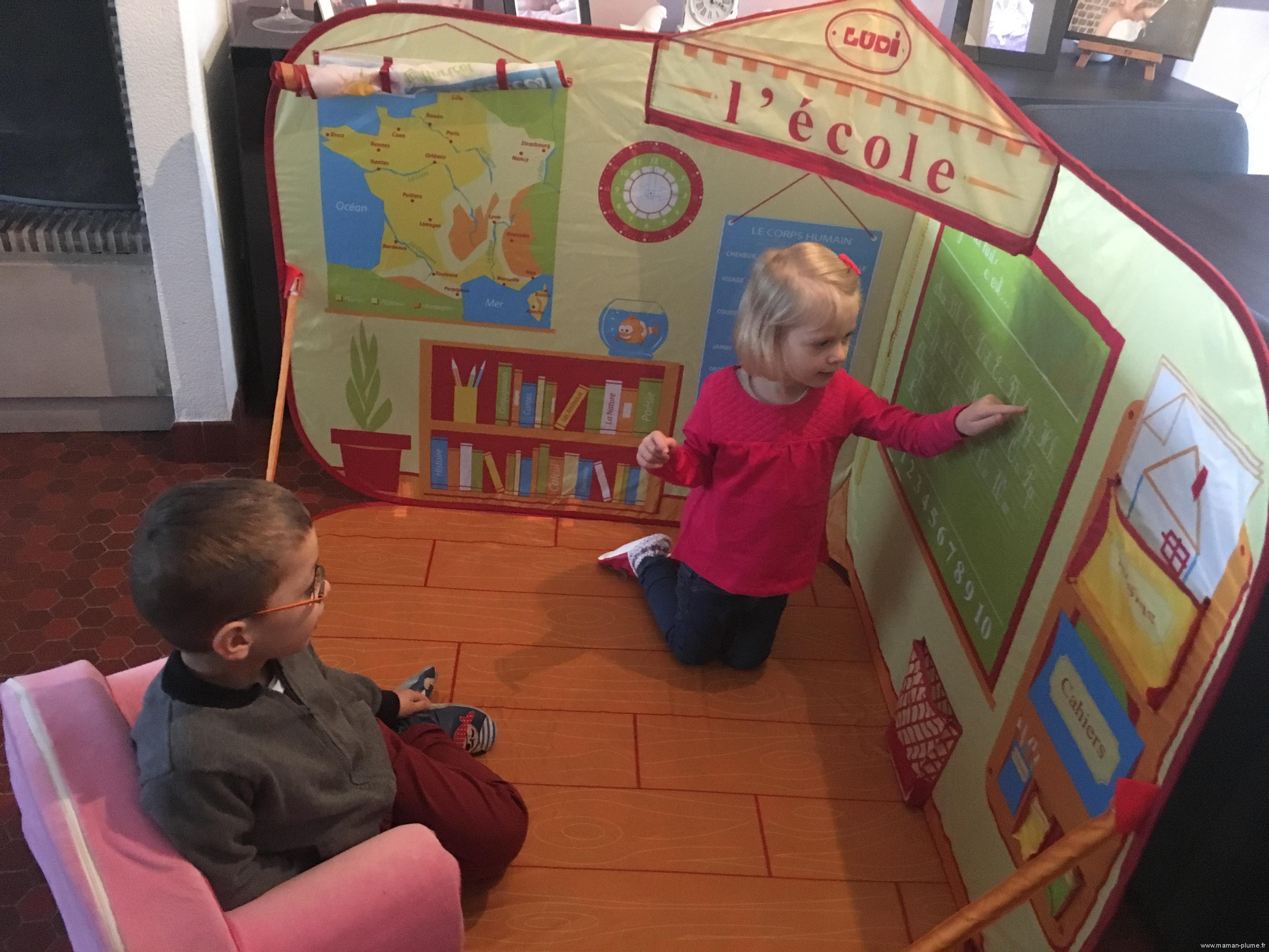 Ludi : la cabane pop-up pour jouer à l'école !