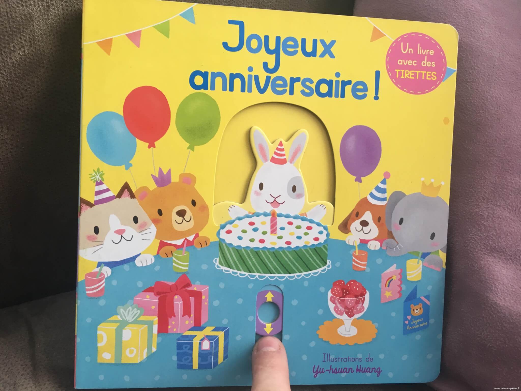 Les cadeaux d'anniversaire de mon petit garçon de 2 ans ! - Le blog de  Maman Plume