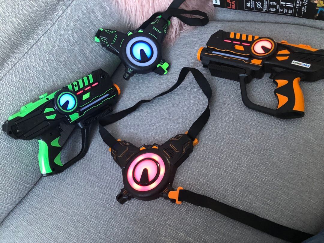 On a testé le Laser Game à la maison ! Le blog de Maman Plume