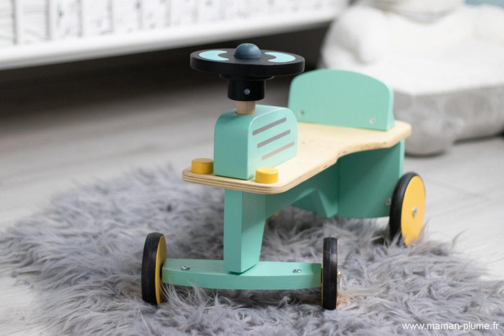 Les jouets en bois pour le noël de bébé Plume !