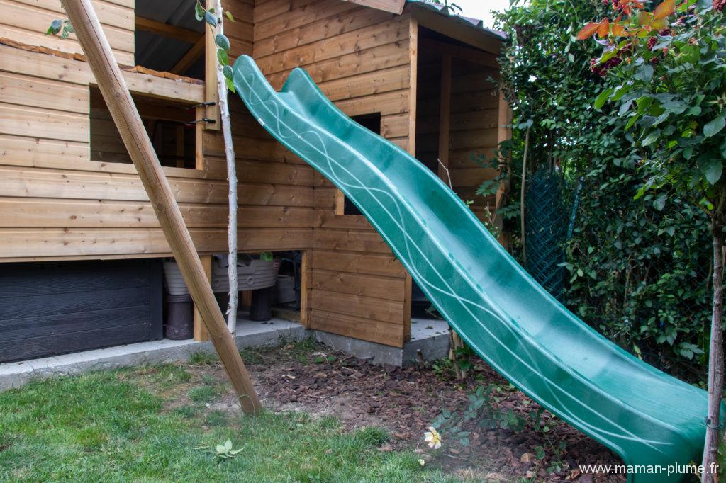 Les accessoires de notre cabane de jardin pour enfants