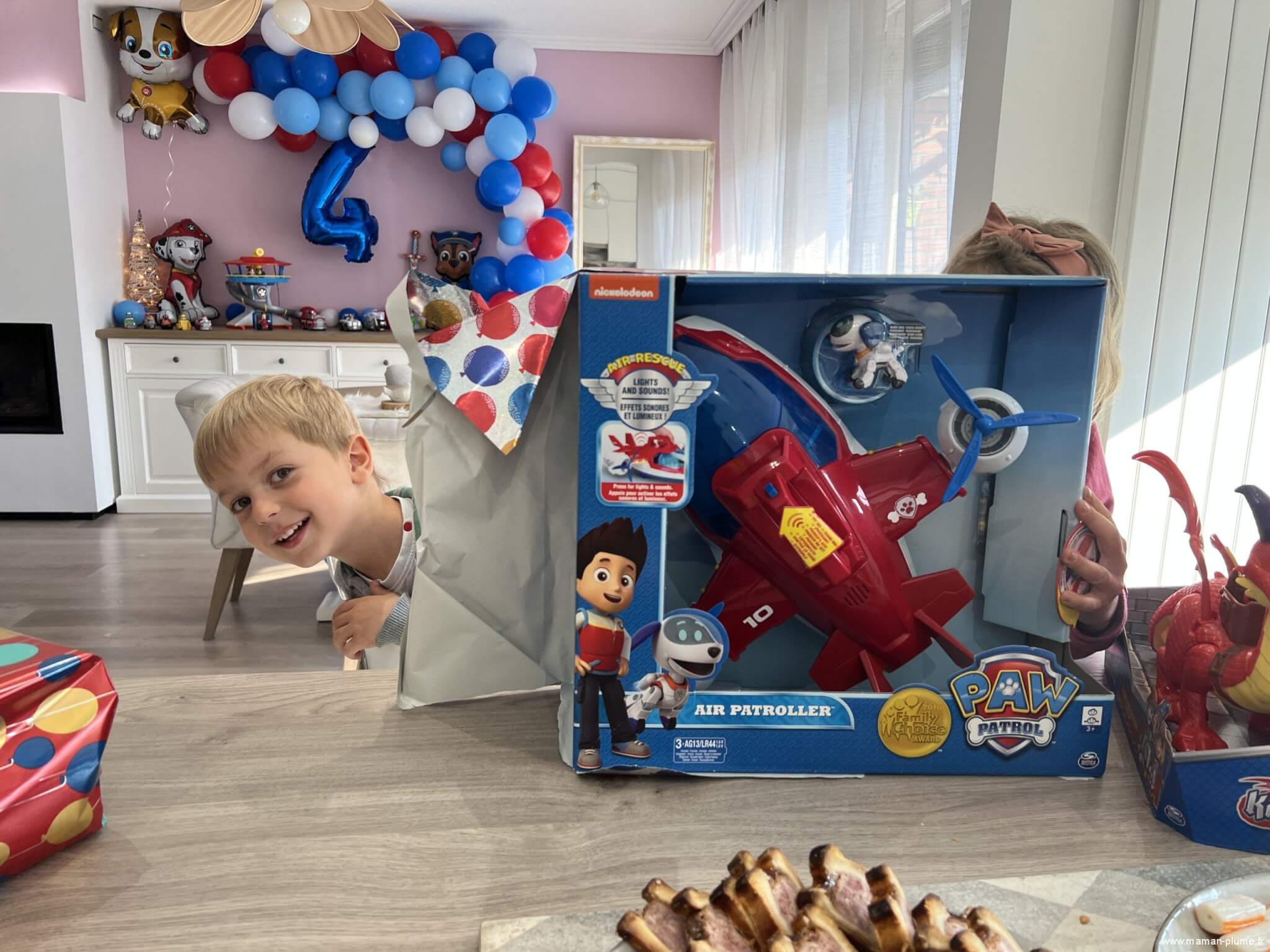 Les cadeaux d'anniversaire de mon petit garçon de 4 ans ! - Le blog de  Maman Plume