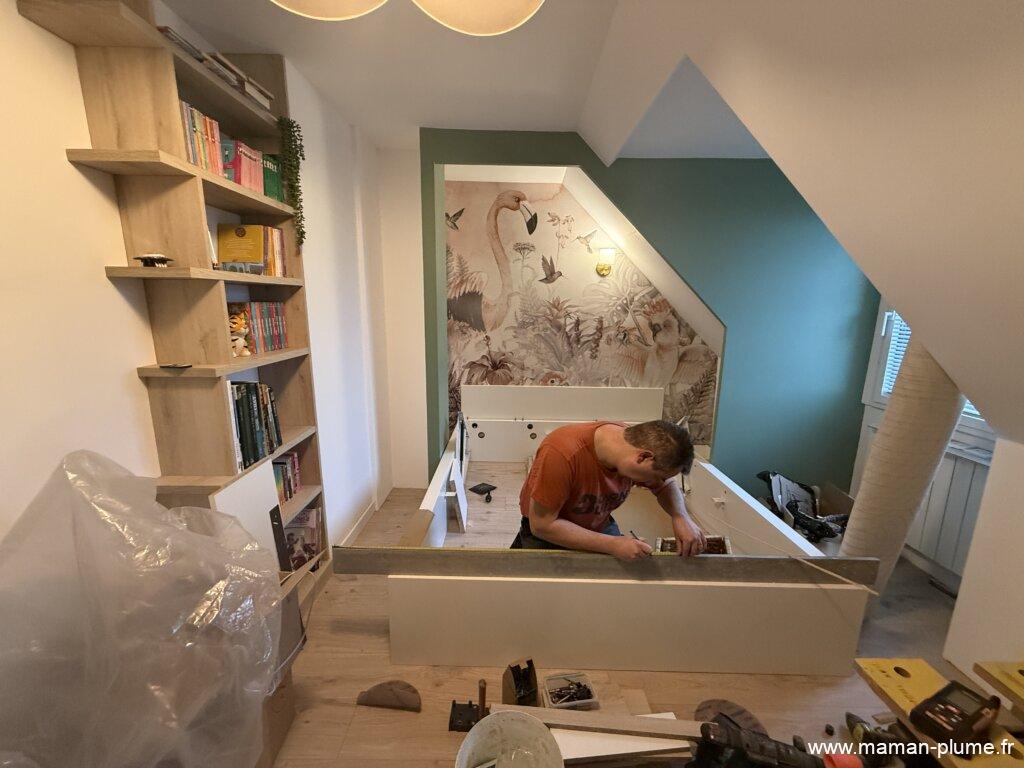 Avant / après : la transformation complète d’une chambre d’ado sous pente en cocon chaleureux et moderne
