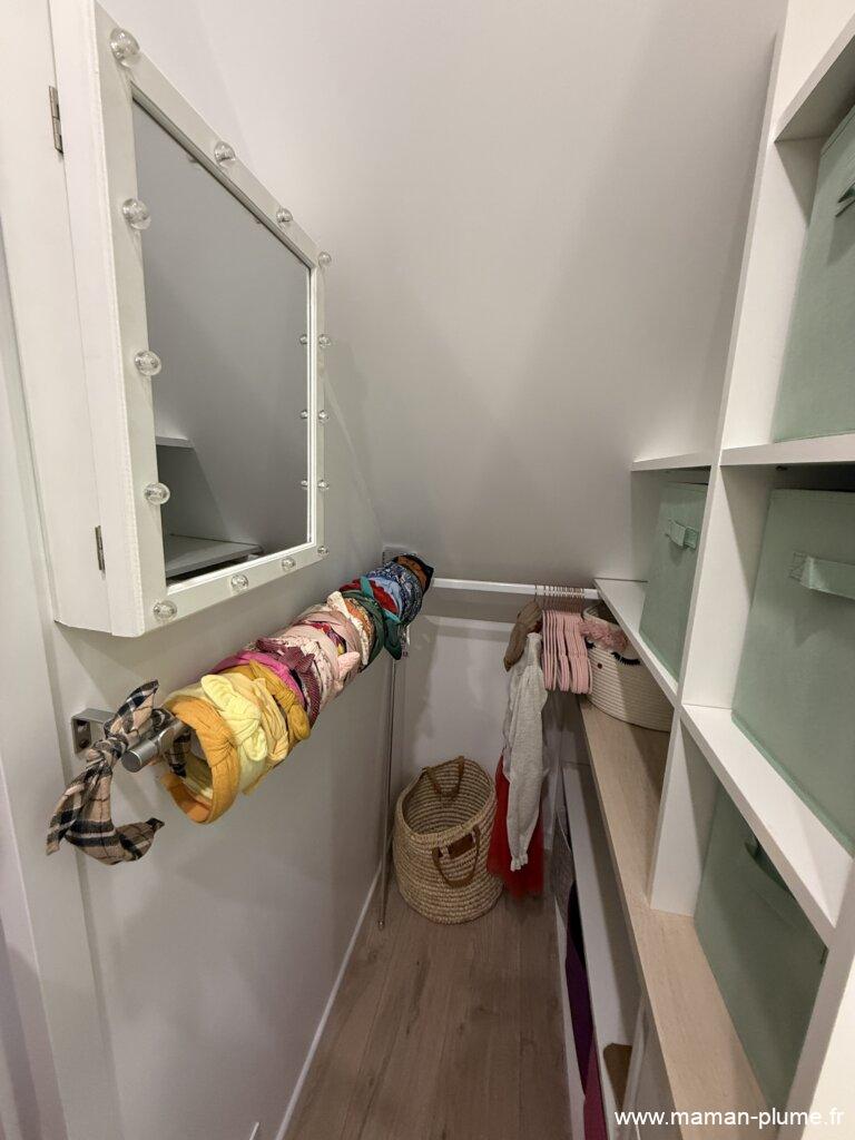 Avant / après : la transformation complète d’une chambre d’ado sous pente en cocon chaleureux et moderne